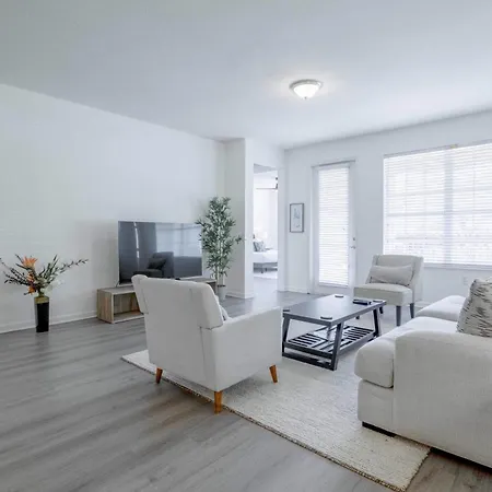 Stylish Vista Cay Luxury Mirage Near All Theme Parks, And Walk To The Convention Center